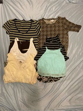Lot of 6 size medium used dresses